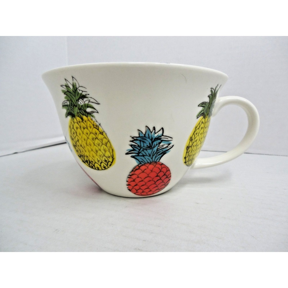 Signature Housewares "Pineapple" Coffee/ Tea Cup / Stoneware / 20 oz